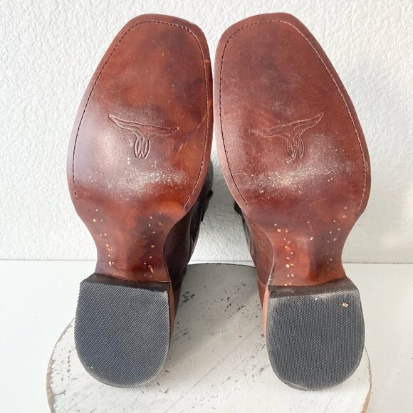 Classic Brown Leather Cowboy Boots - Picture 7 of 10